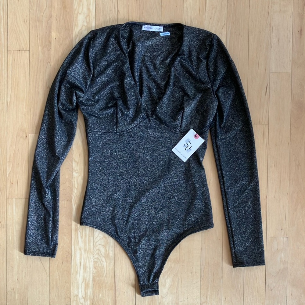 NEW metallic black gold bodysuit Sincerely Jules small